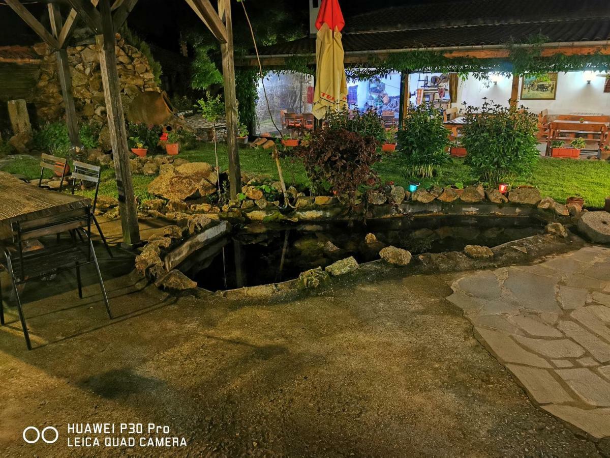 Комплекс Валера Hotel Gabarevo Luaran gambar